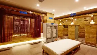 告别酸痛：厦门打工人必备！3分钟办公室自我按摩秘籍，满血复活！