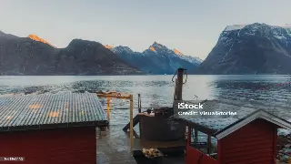 告别鼠标手，呵护颈椎：办公室一族的部位按摩自救指南